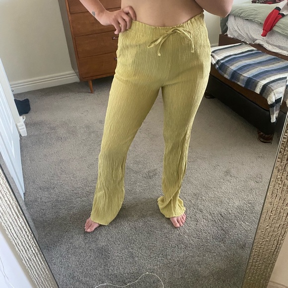 green Zara textured linen pants - Picture 2 of 4